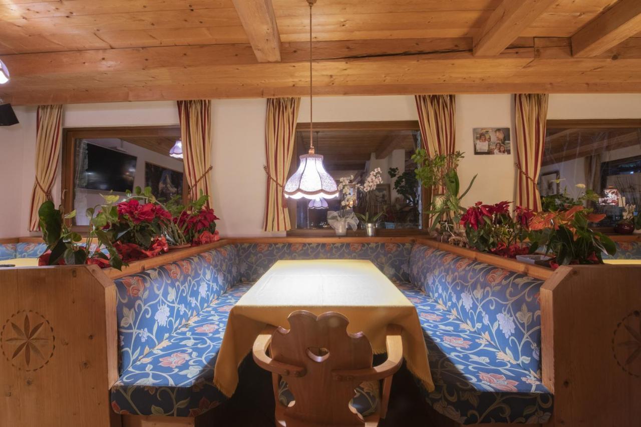 Hotel Rascard Valtournenche Bagian luar foto