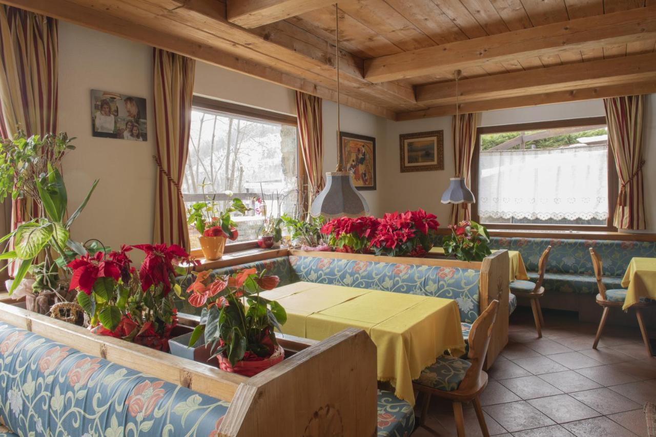 Hotel Rascard Valtournenche Bagian luar foto
