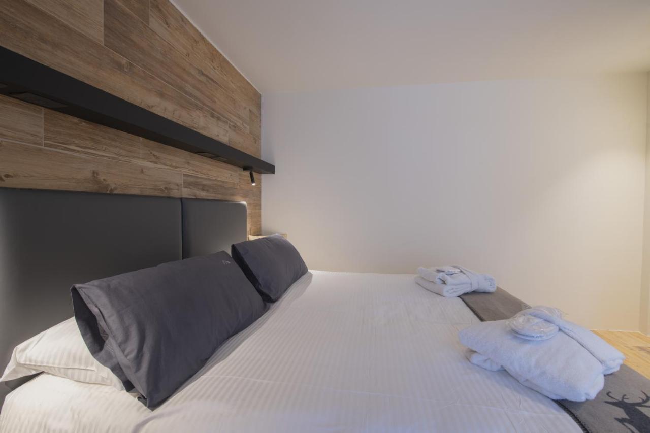 Hotel Rascard Valtournenche Bagian luar foto